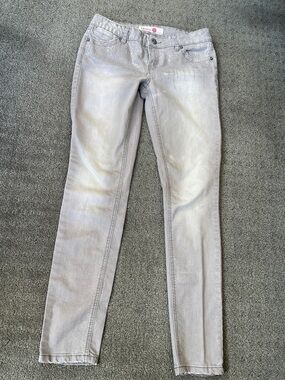 1st Kiss Heather Gray Skinny Jeans with Subtle Whiskering
